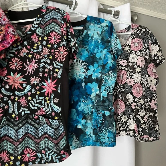 Assorted Scrub Tops - Picture 3 of 3
